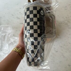HydroJug Traveler 40 oz Checkers - Limited Edition